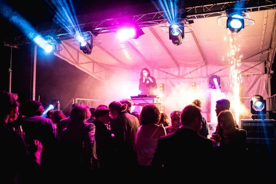 Focus Events Arts Au Carre Format Ordinateur